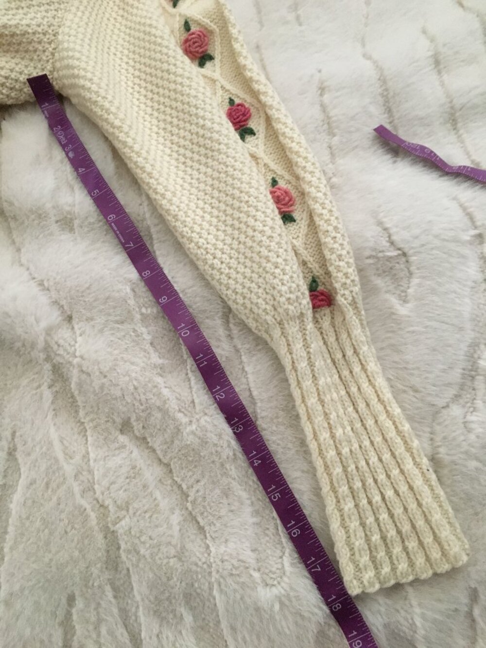 Vintage Hand-Knit 3D Rose Cardigan Sweater Cream Cottagecore Mori Kei - Picture 16 of 16